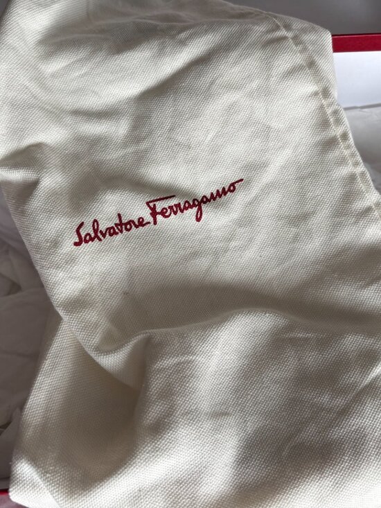 SALVATORE FERRAGAMO SHOES SIZE 10